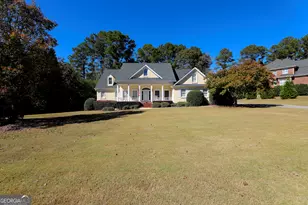 228 Westchester Dr, Griffin, GA 30223 - Photo 2