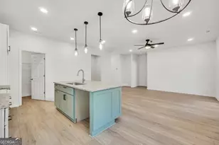 320 S 12th St, Griffin, GA 30224 - Photo 10