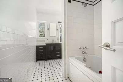 1087 Lee Circle NE, Atlanta, GA 30324 - Photo 32