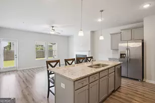 11707 Chatham Dr, Hampton, GA 30228 - Photo 8