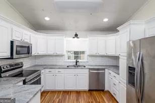 708 Virginia Ave, Glennville, GA 30427 - Photo 8