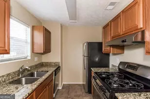 3048 Laurengate Dr, Decatur, GA 30034 - Photo 6