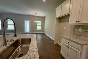 936 Lakeview Oaks Ct, Grayson, GA 30017 - Photo 12