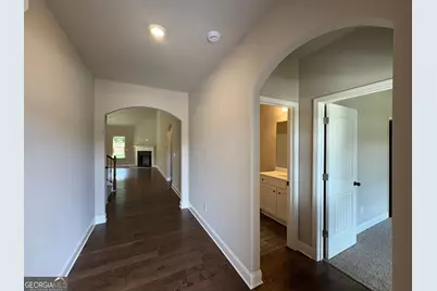 946 Lakeviewe Oaks Court, Grayson, GA 30017 - Photo 4