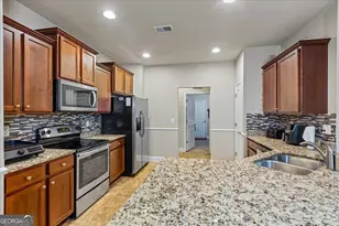 1008 Yorkshire Dr, Griffin, GA 30223 - Photo 4