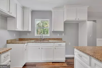 203 Zenith Street, Dublin, GA 31021 - Photo 18