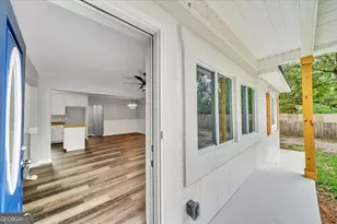 203 Zenith St, Dublin, GA 31021 - Photo 8