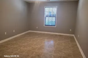 305 Lenox Cir, Lagrange, GA 30241 - Photo 6