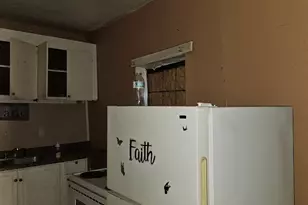 2118 Harden St, Savannah, GA 31415 - Photo 10