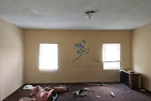 2118 Harden St, Savannah, GA 31415 - Photo 32