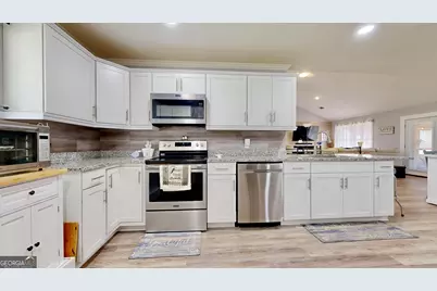 6651 Southside Drive, Blackshear, GA 31516 - Photo 14