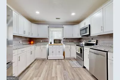 6651 Southside Drive, Blackshear, GA 31516 - Photo 6