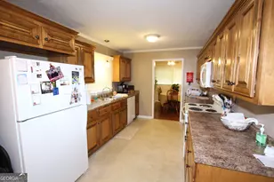 215 Kimberly Rd, Warner Robins, GA 31088 - Photo 6