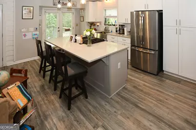 419 Creekside Lane, Woodstock, GA 30188 - Photo 6