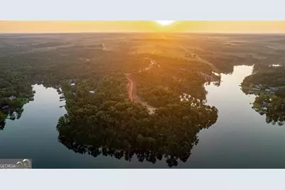 405 White Oak Cove NE, Milledgeville, GA 31061 - Photo 6