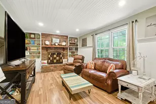 84 Oak Creek Cir, Toccoa, GA 30577 - Photo 8