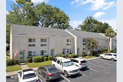 1000 Mallery Street Extension #B5, Saint Simons, GA 31522 - Photo 2