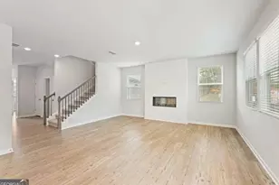 1082 Kingsley Wy, Lithonia, GA 30058 - Photo 2