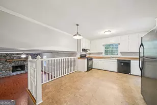 792 Carlisle Club Dr, Stone Mountain, GA 30083 - Photo 8