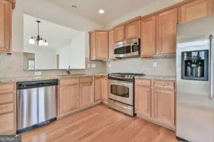 6184 Longleaf Dr, Hoschton, GA 30548 - Photo 8