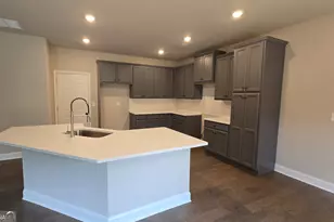 956 Lakeview Oaks Ct, Grayson, GA 30017 - Photo 6