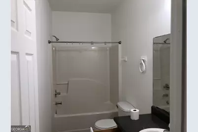 2457 NW Donald Lee Hollowell Parkway NW #A, Atlanta, GA 30318 - Photo 2