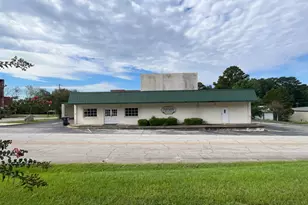 710 Sibley Ave, Union Point, GA 30669 - Photo 1