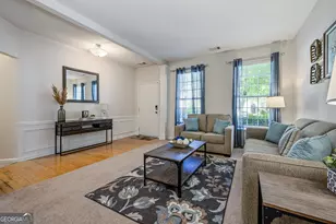 206 Persimmon Tr, Woodstock, GA 30188 - Photo 4