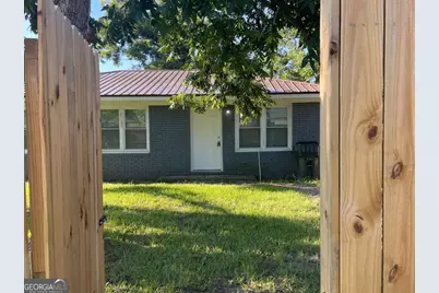 17 Young Street, Hazlehurst, GA 31539 - Photo 2