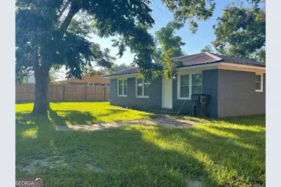 17 Young Street, Hazlehurst, GA 31539 - Photo 4