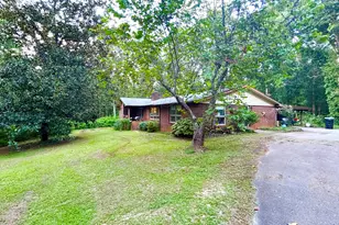 436 S Prospect Ave, Waco, GA 30182 - Photo 4