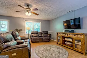 101 Long St, Demorest, GA 30535 - Photo 14