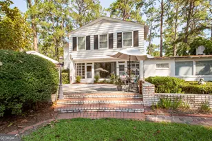 706 Cherokee Cir, Waycross, GA 31501 - Photo 12