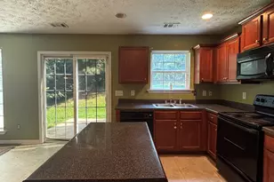 680 Dot Dr, Atlanta, GA 30349 - Photo 8