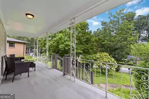 2699 Lincoln Ct NW, Atlanta, GA 30318 - Photo 4