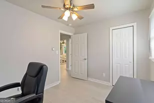 2699 Lincoln Ct NW, Atlanta, GA 30318 - Photo 16