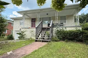 2699 Lincoln Ct NW, Atlanta, GA 30318 - Photo 2