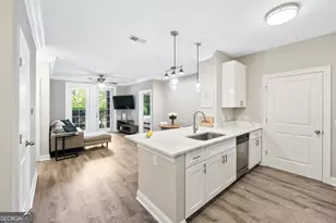 901 Abernathy Rd, Sandy Springs, GA 30328 - Photo 4