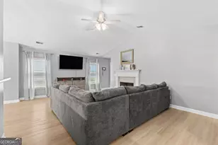 106 Spring Lakes Dr, Savannah, GA 31407 - Photo 6