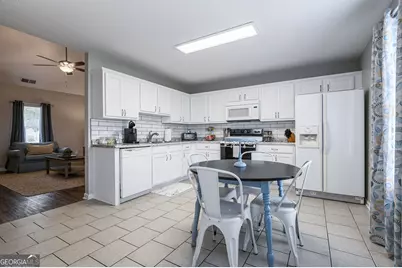 31 Middleton Court, Cartersville, GA 30120 - Photo 2