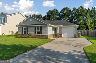 28 Twin Oaks Pl, Savannah, GA 31407 - Photo 2