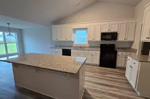 156 Champions Ln, Winder, GA 30680 - Photo 2