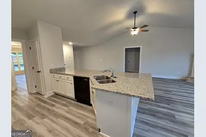 128 Champions Lane #69, Winder, GA 30680 - Photo 4