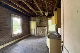 302 N Harris St, Sandersville, GA 31082 - Photo 16