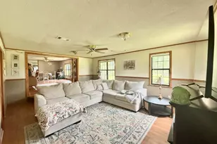 3439 E River Rd, Lumber City, GA 31549 - Photo 6