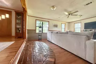 3439 E River Rd, Lumber City, GA 31549 - Photo 4