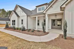 66 Belle Hall Dr, Newnan, GA 30263 - Photo 4