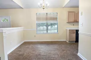 872 Asbury Trail, Lithonia, GA 30058 - Photo 4