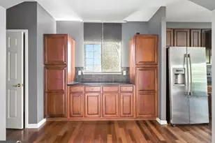 5522 Village Trace, Union City, GA 30291 - Photo 8