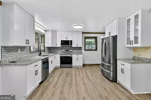 428 Kingtown St, McCaysville, GA 30555 - Photo 4